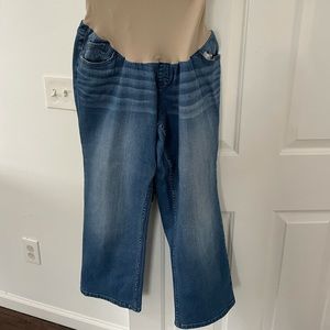 Motherhood Maternity Capris